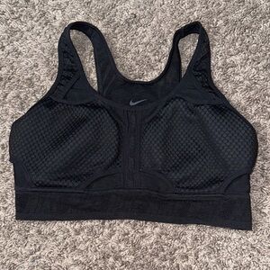 Nike Women's Black Textured Sports Bra